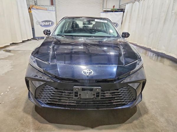 2026 TOYOTA CAMRY