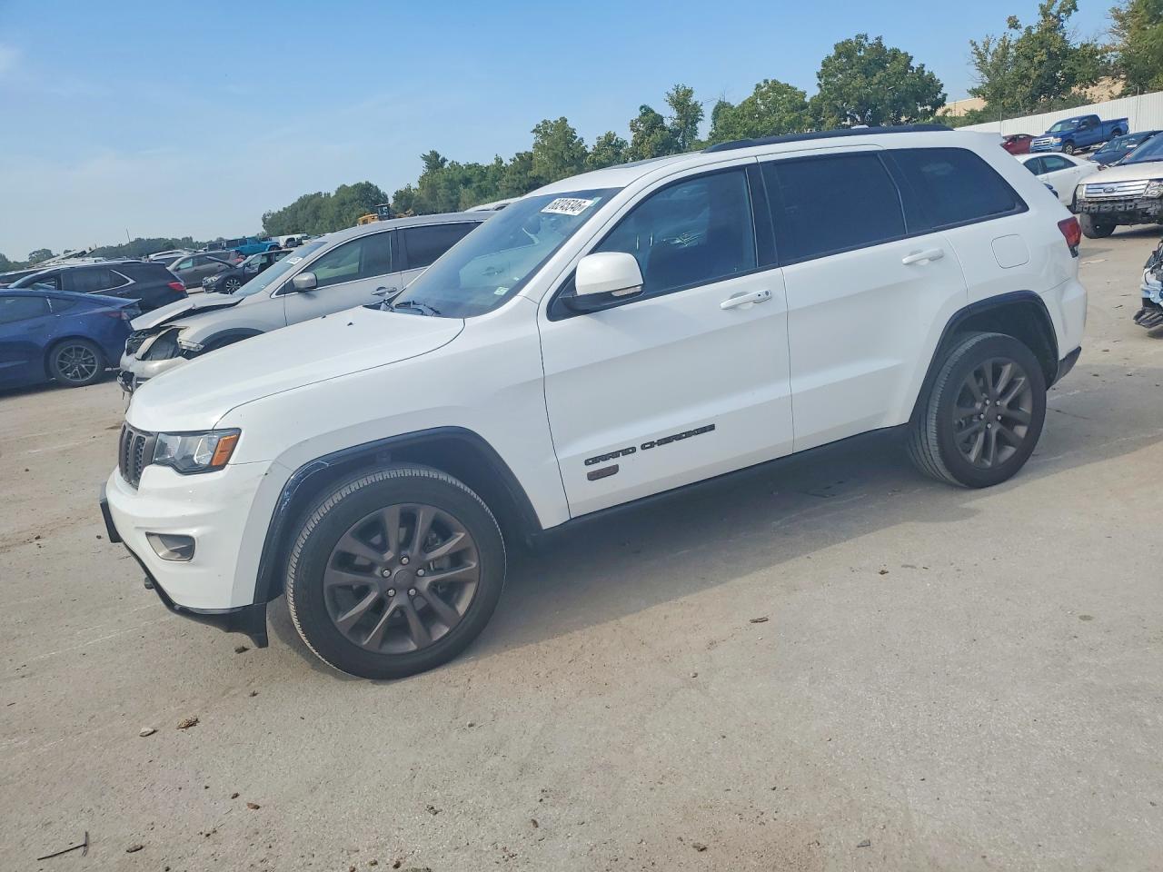 2016 JEEP GRAND CHEROKEE Limited