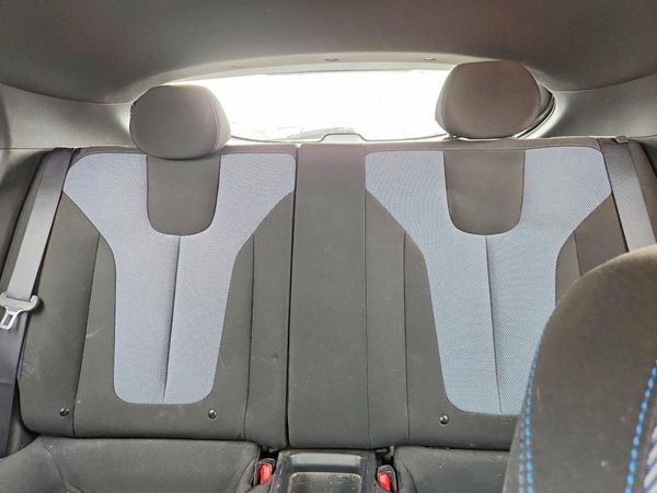 2019 HYUNDAI VELOSTER 2.0L and 2.0L Premium — SUVN
