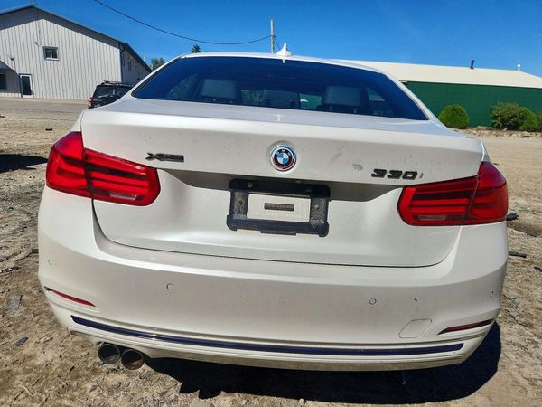 2018 BMW 330 xDrive SA