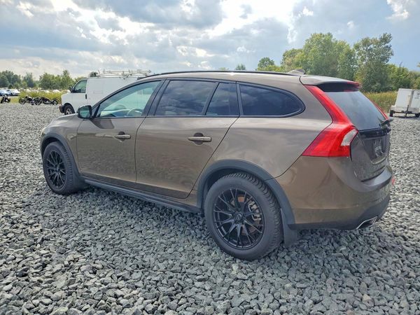 2018 VOLVO V60 CROSS COUNTRY
