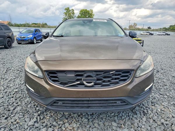 2018 VOLVO V60 CROSS COUNTRY
