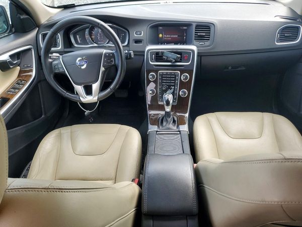 2018 VOLVO V60 CROSS COUNTRY