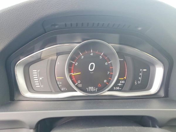 2018 VOLVO V60 CROSS COUNTRY