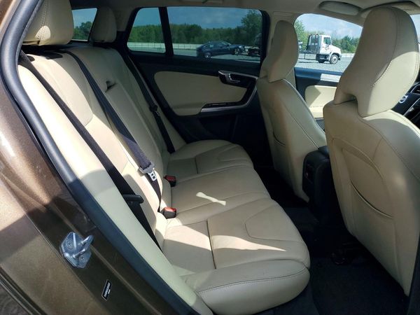 2018 VOLVO V60 CROSS COUNTRY
