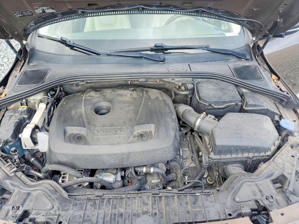 2018 VOLVO V60 CROSS COUNTRY