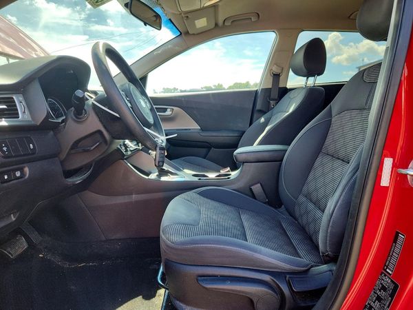 2017 KIA NIRO FE / LX / LX Tech