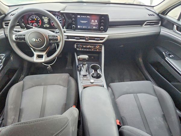 2022 KIA K5