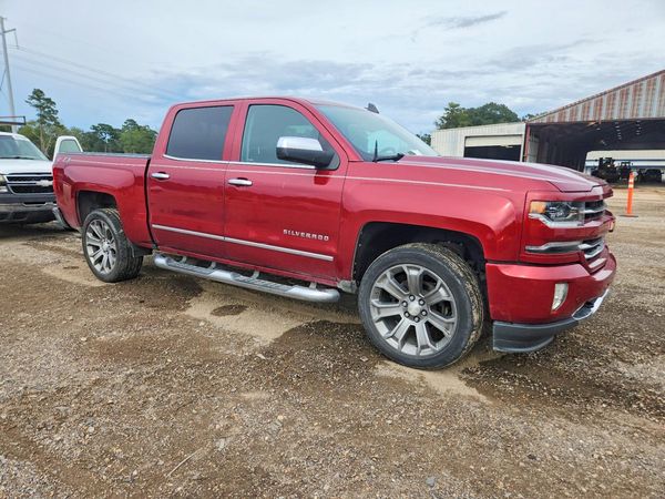 2018 CHEVROLET SILVERADO LTZ