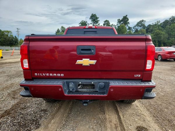 2018 CHEVROLET SILVERADO LTZ