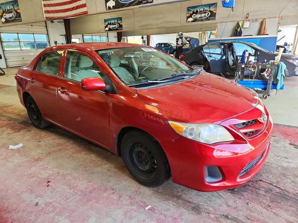 2012 TOYOTA COROLLA — Passenger 3/4