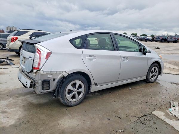 2014 TOYOTA PRIUS