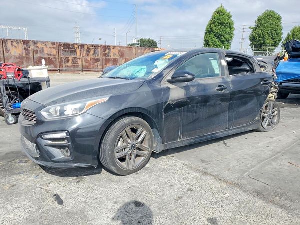 2021 KIA FORTE GT Line