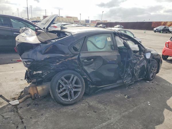 2021 KIA FORTE GT Line