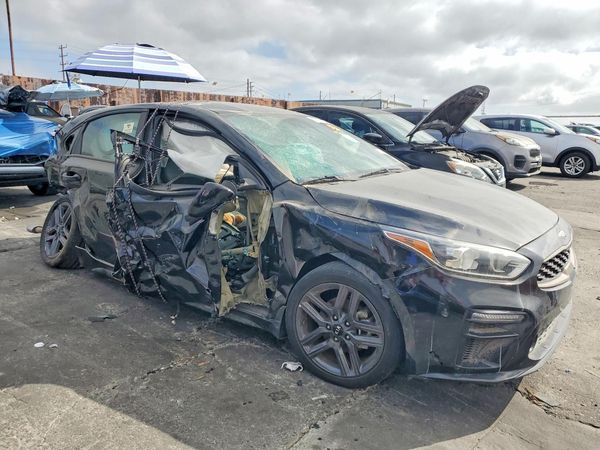 2021 KIA FORTE GT Line