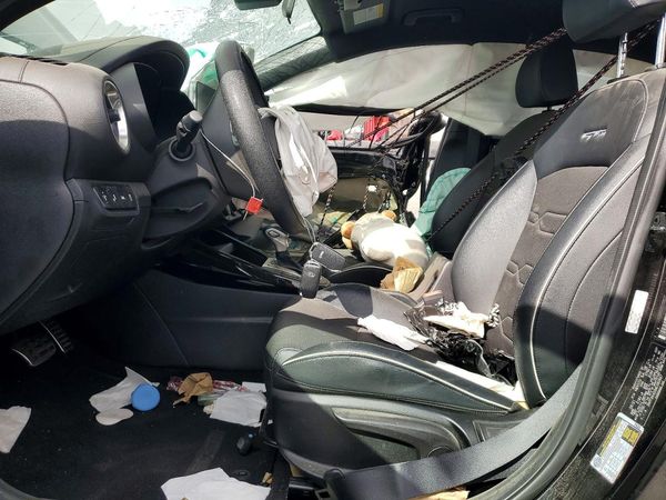 2021 KIA FORTE GT Line