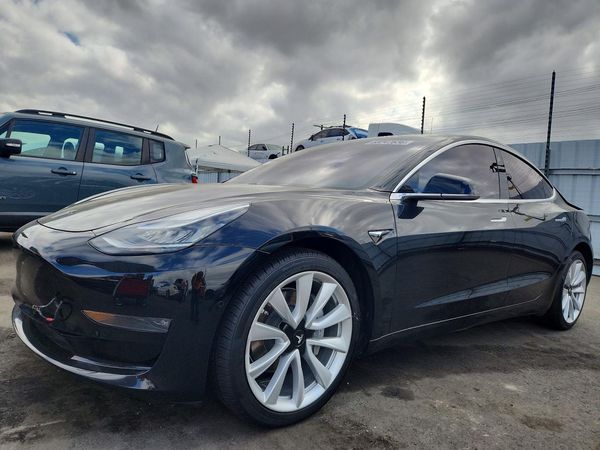 2019 TESLA MODEL 3 — Front 3/4
