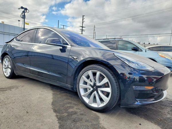 2019 TESLA MODEL 3 — Passenger 3/4
