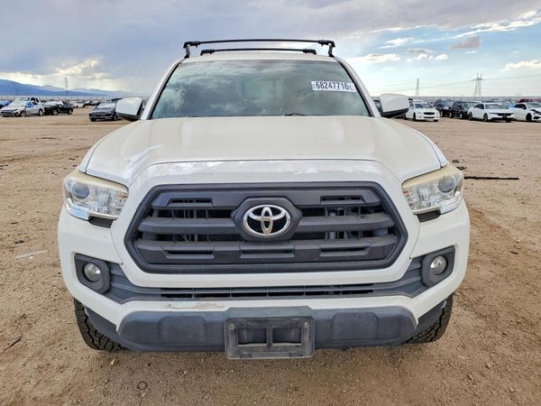 2017 TOYOTA TACOMA