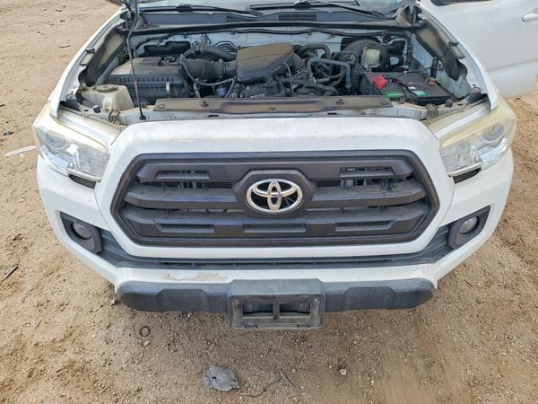 2017 TOYOTA TACOMA