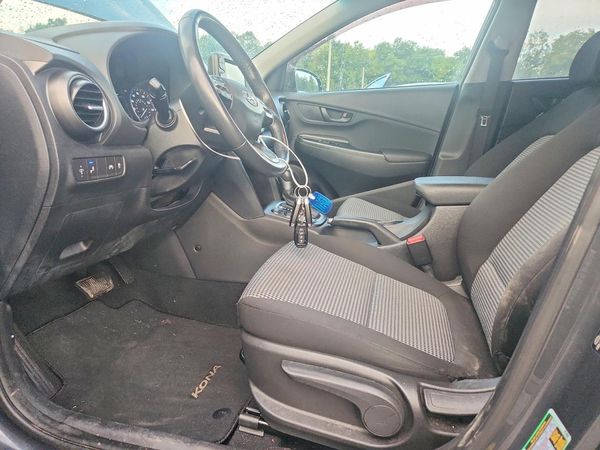 2019 HYUNDAI KONA SEL — DENT