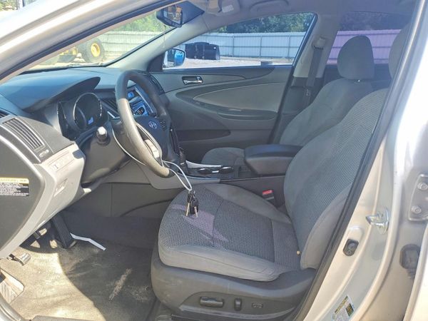 2013 HYUNDAI SONATA GLS/ GLS Popular