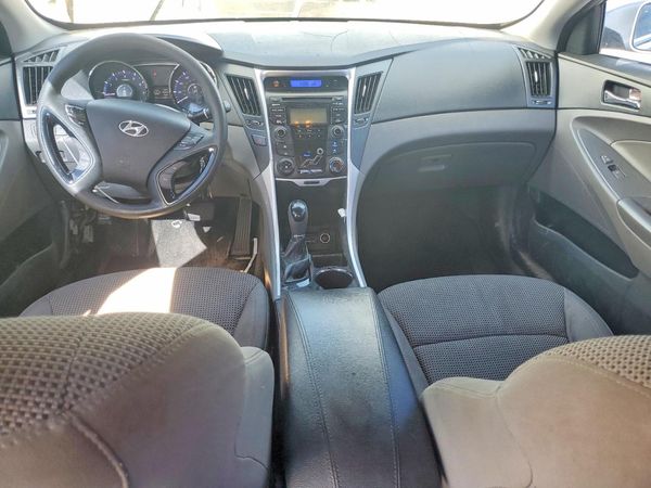 2013 HYUNDAI SONATA GLS/ GLS Popular