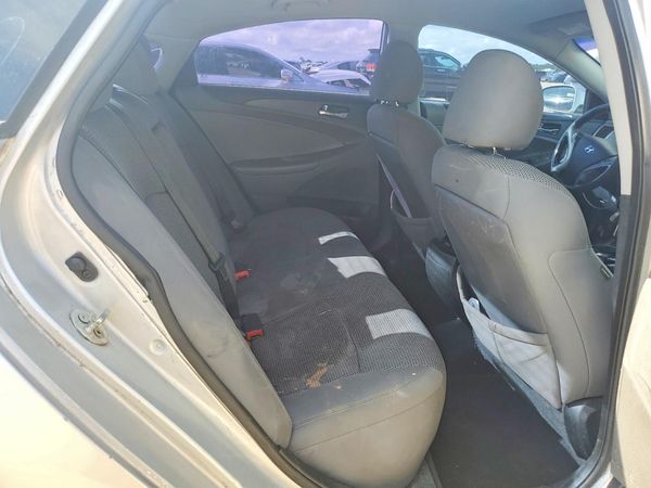 2013 HYUNDAI SONATA GLS/ GLS Popular