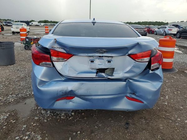 2013 HYUNDAI ELANTRA