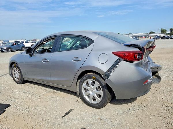 2015 MAZDA 3