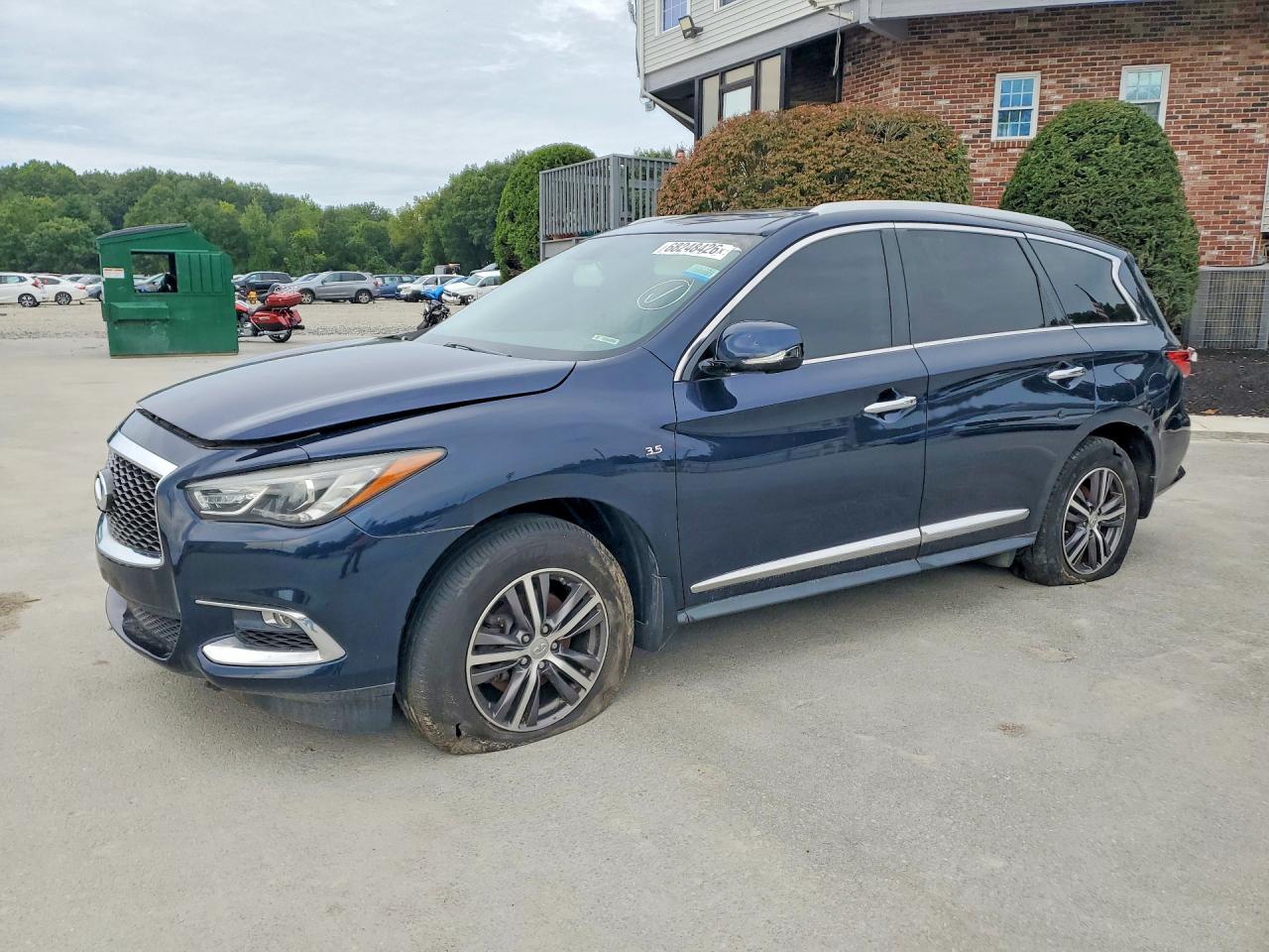 2018 INFINITI QX60 — Front 3/4