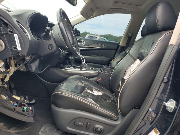 2018 INFINITI QX60 — DENT