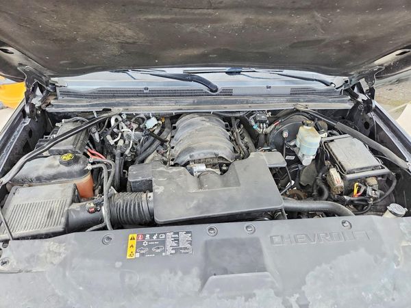 2020 CHEVROLET TAHOE Police Vehicle — Engine bay