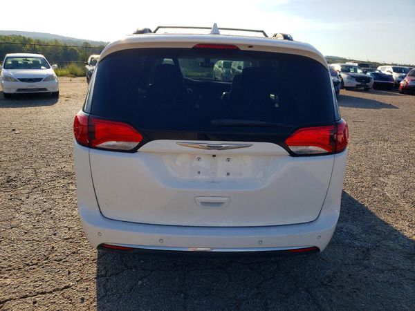 2018 CHRYSLER PACIFICA