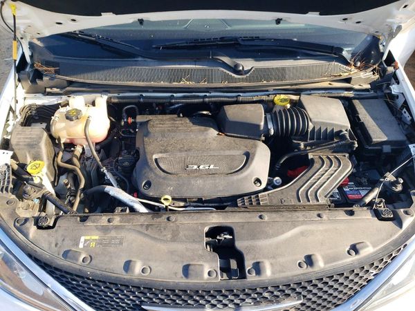 2018 CHRYSLER PACIFICA