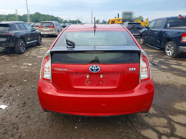 2013 TOYOTA PRIUS