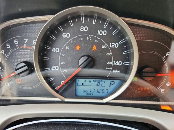 2013 TOYOTA RAV4 Sports