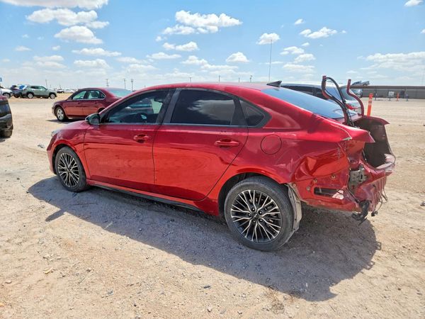 2024 KIA FORTE
