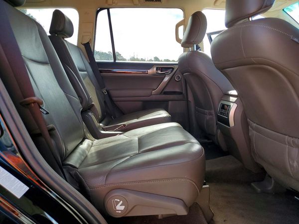 2017 LEXUS GX