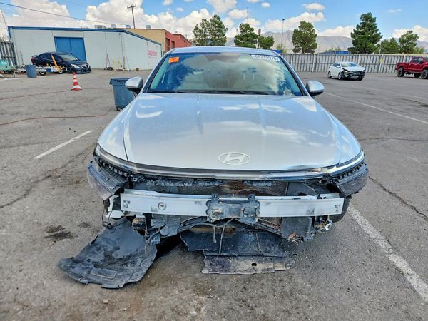 2024 HYUNDAI SONATA