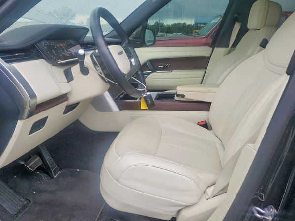2024 LAND ROVER RANGE ROVER SE