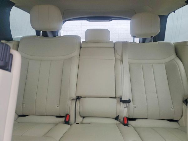 2024 LAND ROVER RANGE ROVER SE