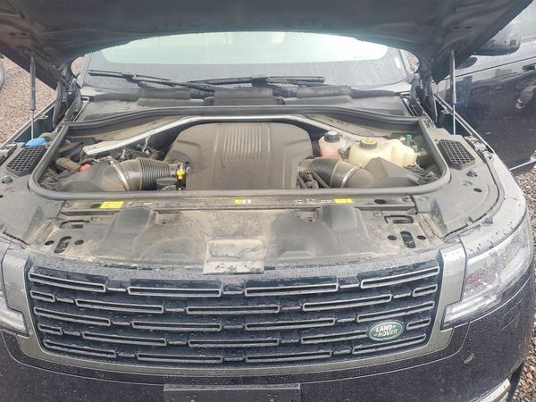 2024 LAND ROVER RANGE ROVER SE