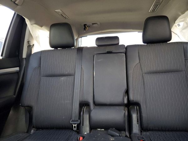 2017 TOYOTA HIGHLANDER LE/LE Plus