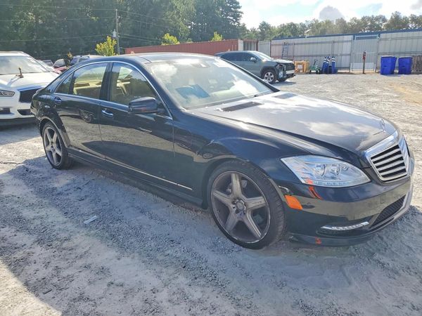 2013 MERCEDES-BENZ S S550