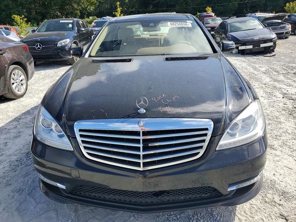 2013 MERCEDES-BENZ S S550