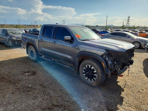 2024 NISSAN FRONTIER — Passenger 3/4