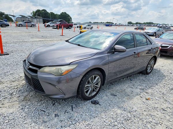 2015 TOYOTA CAMRY
