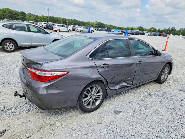 2015 TOYOTA CAMRY