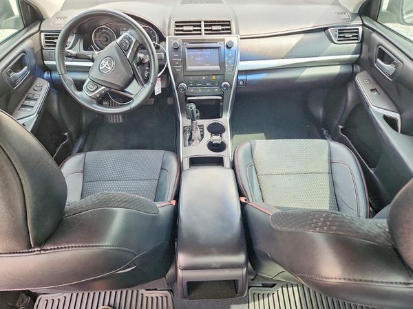 2015 TOYOTA CAMRY